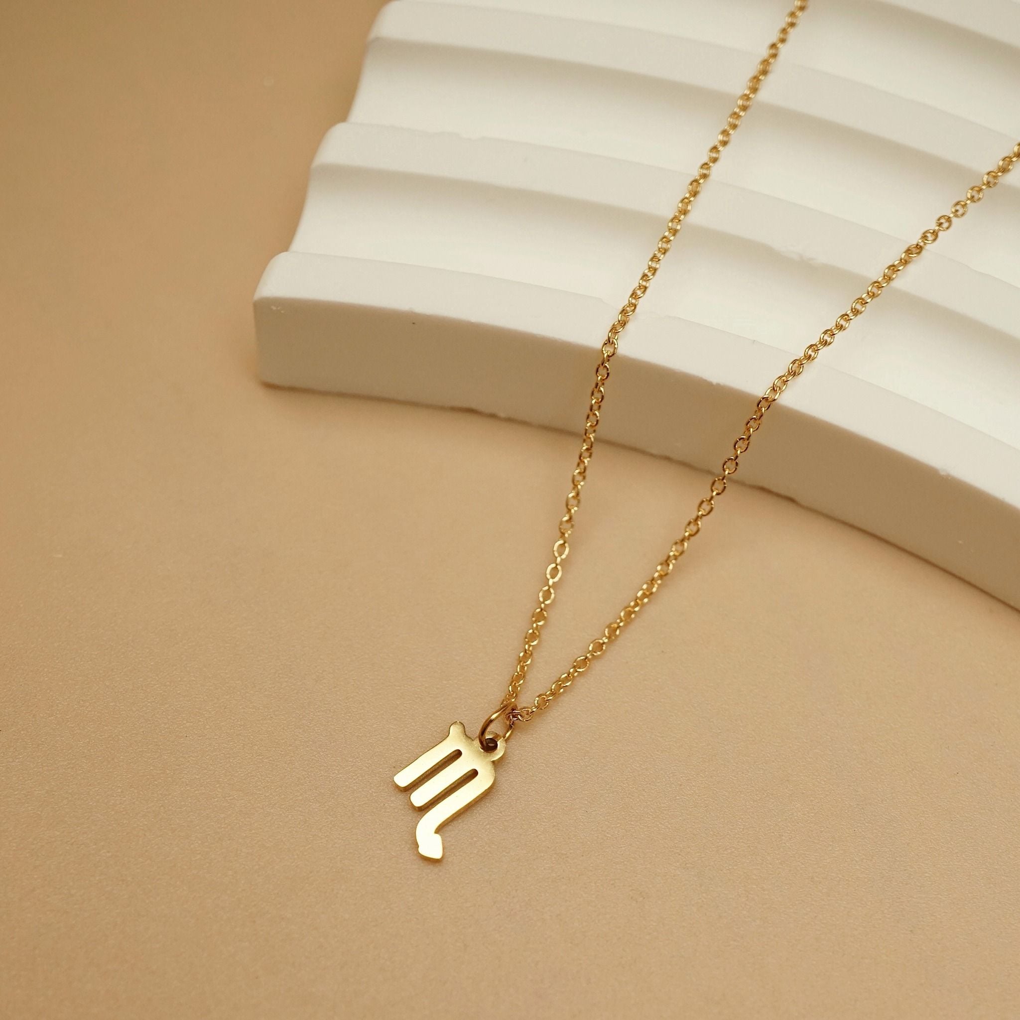  HOROSCOPE NECKLACE 