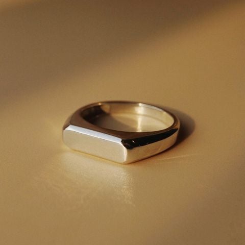 LINE SIGNET RING (S)