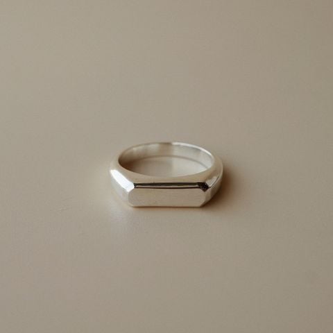LINE SIGNET RING (S)