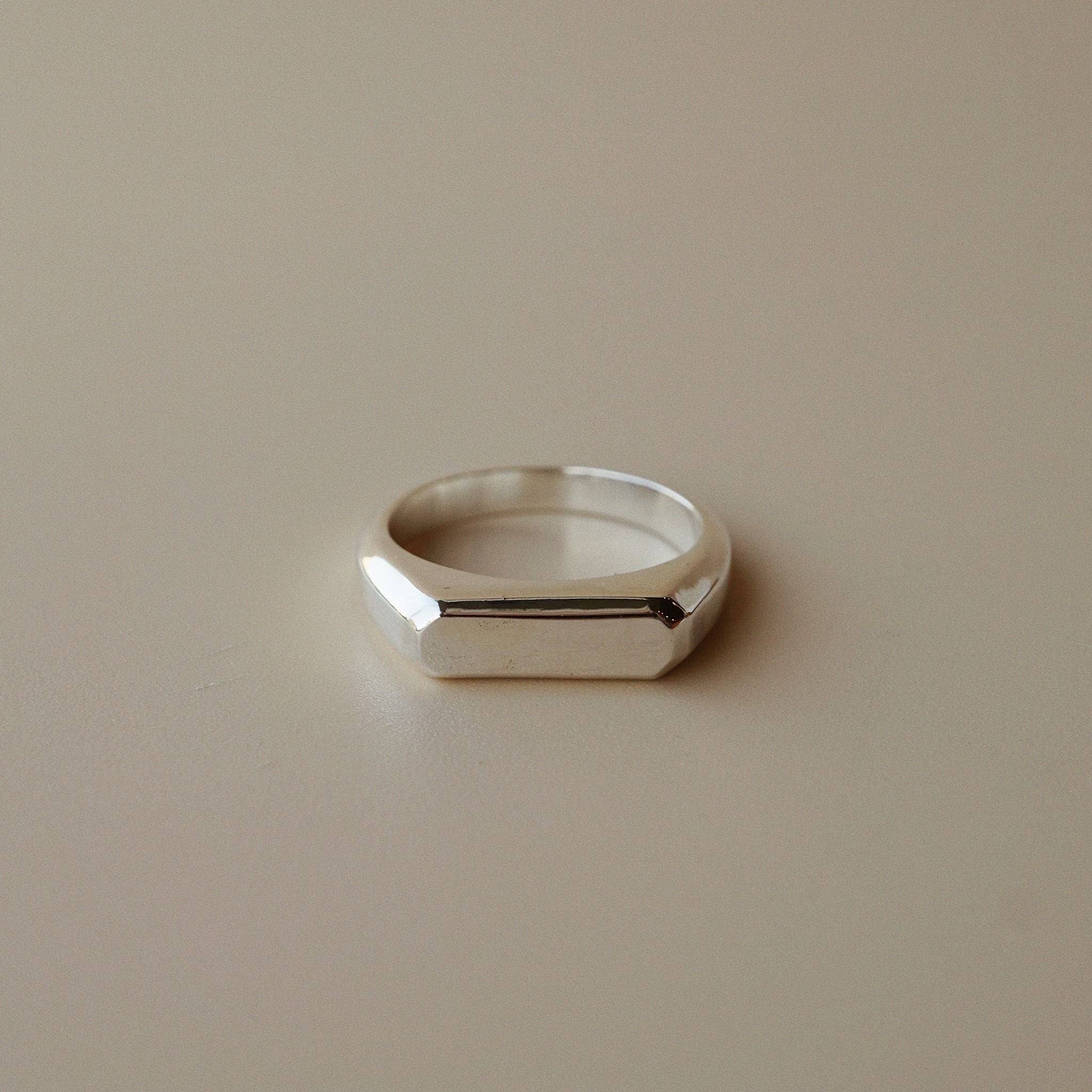  LINE SIGNET RING (S) 