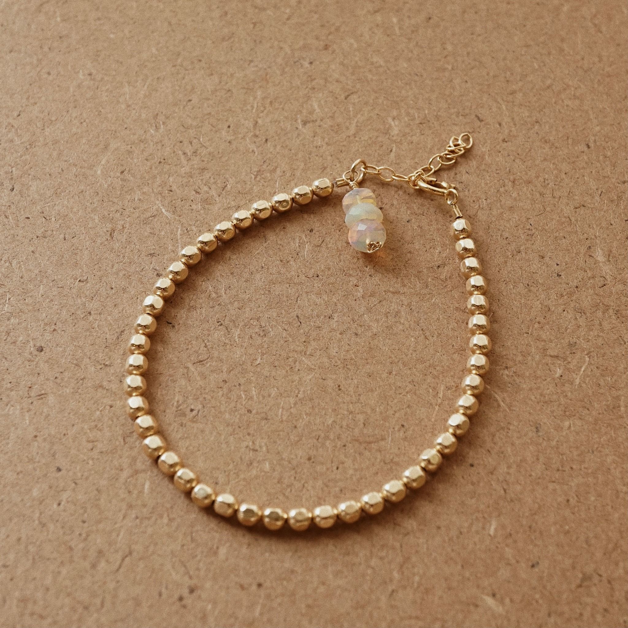  OPAL - BEADED NUGGET BRACELET 
