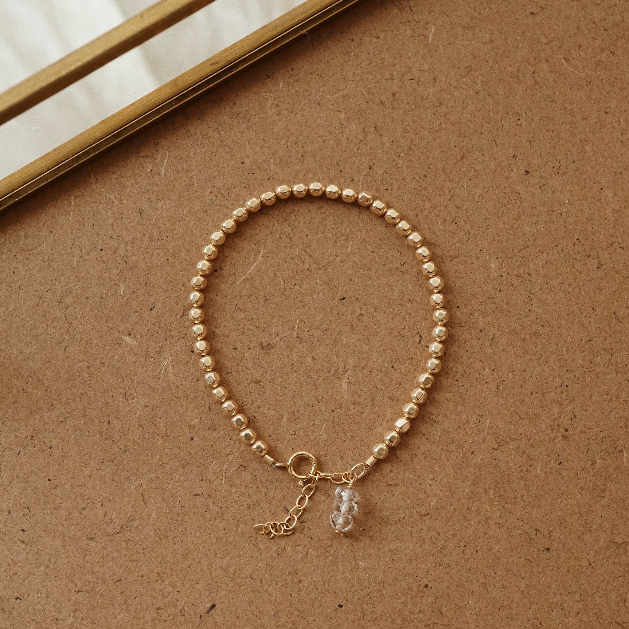  NUGGET BEADED BRACELET  - QUARTZ 