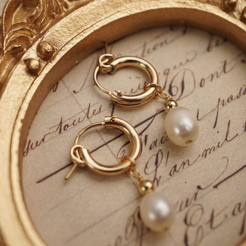 BOLD PEARL BEADED BOLD HOOP EARRINGS