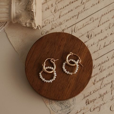 BABY PEARL HALO BOLD HOOP EARRINGS