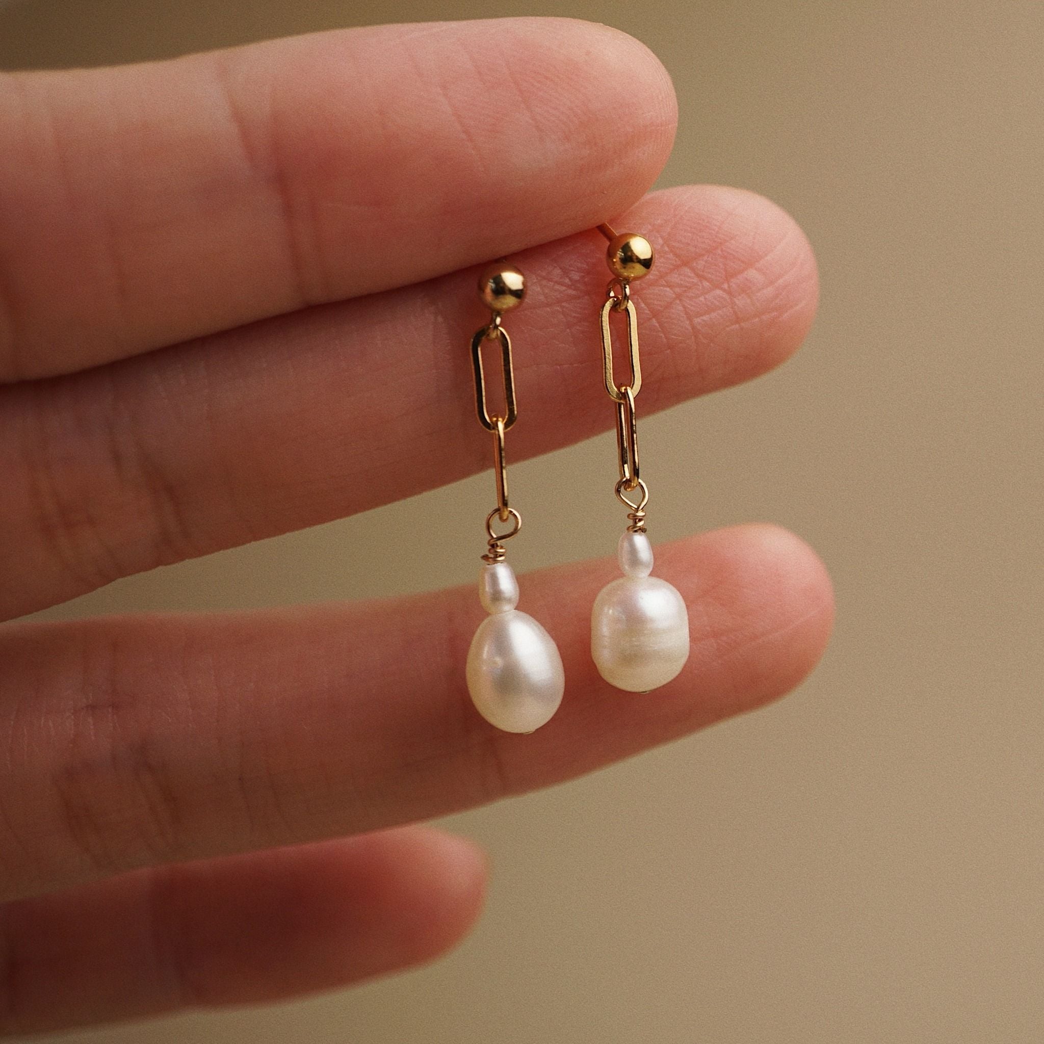  PEARL RECTANGLE CHAIN DROP EARRINGS 