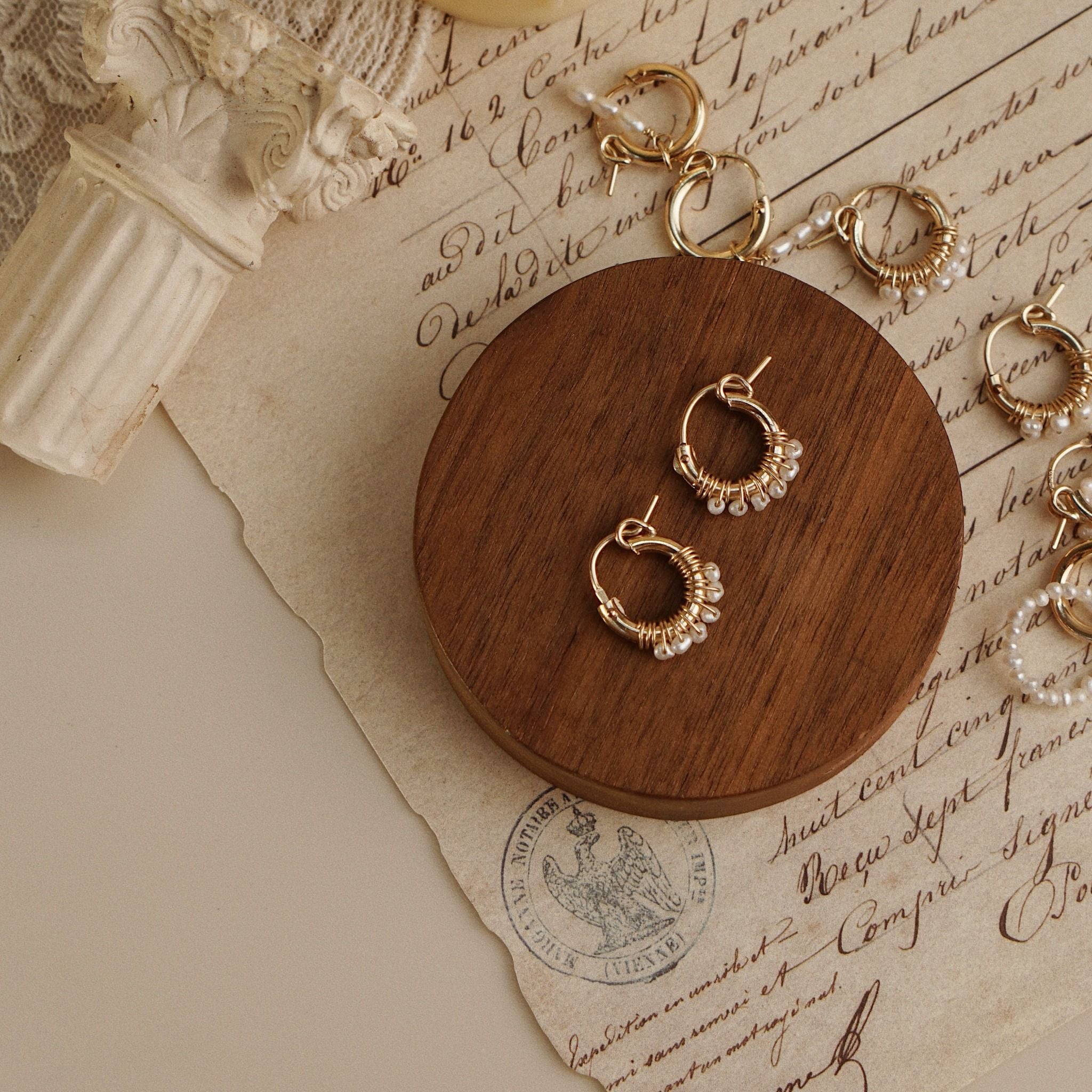  PEARL ROW HOOP EARRINGS 