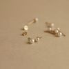  PEARL STUD EARRINGS 