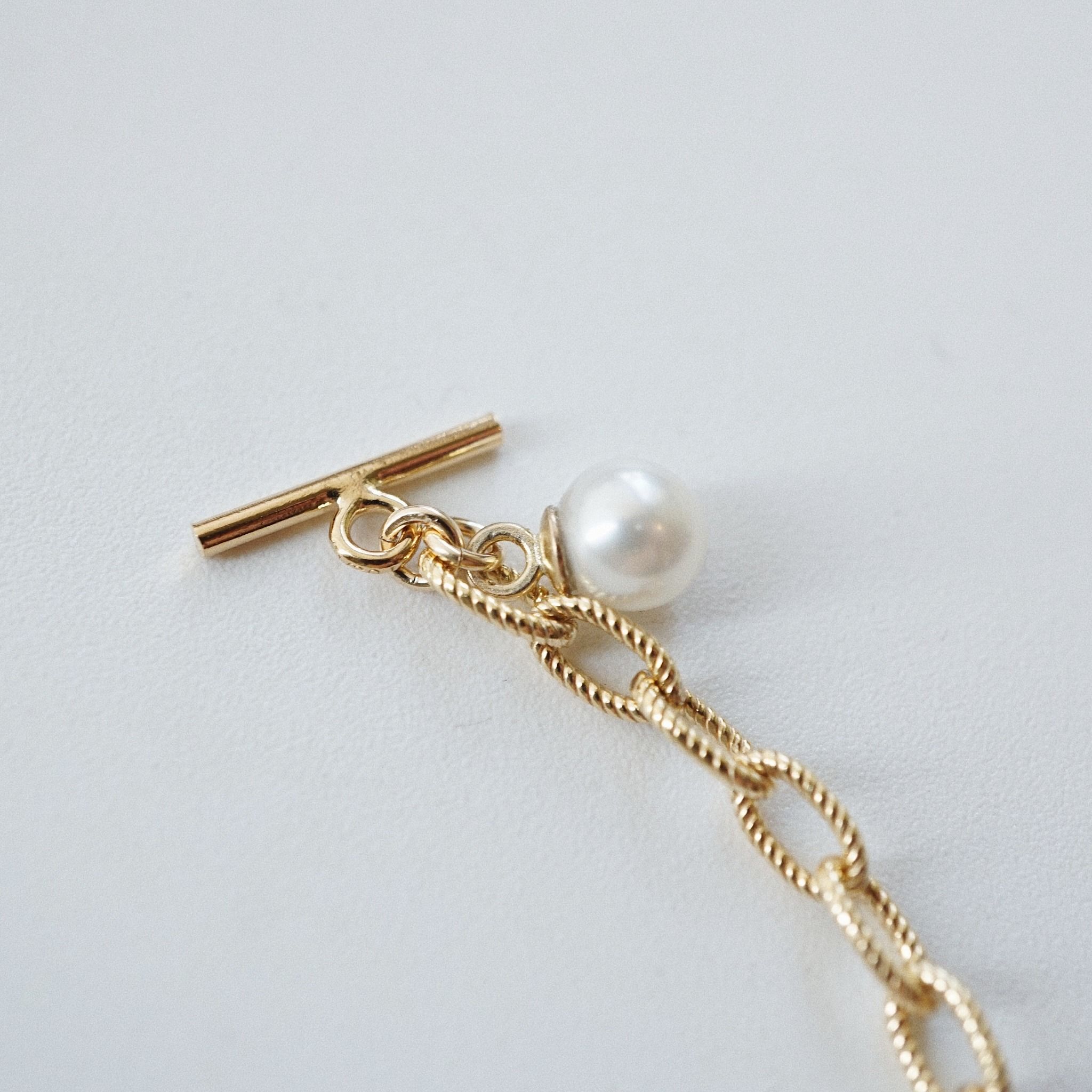  PEARL - TOGGLE CLASP OVAL CABLE BRACELET 