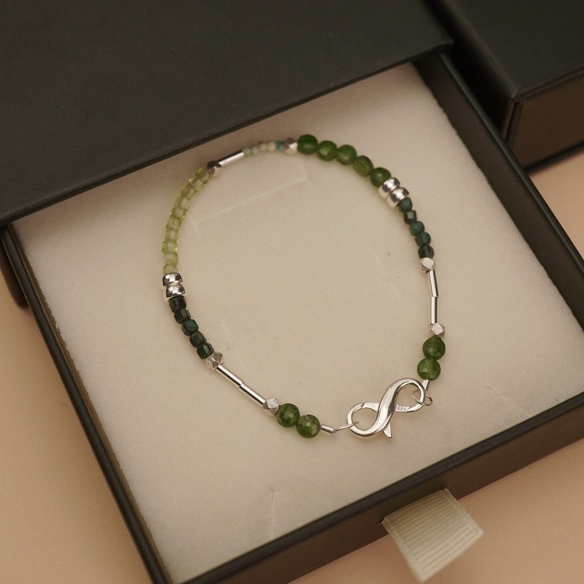  GREEN PALETTE INFINITY LOCK BRACELET (S) 