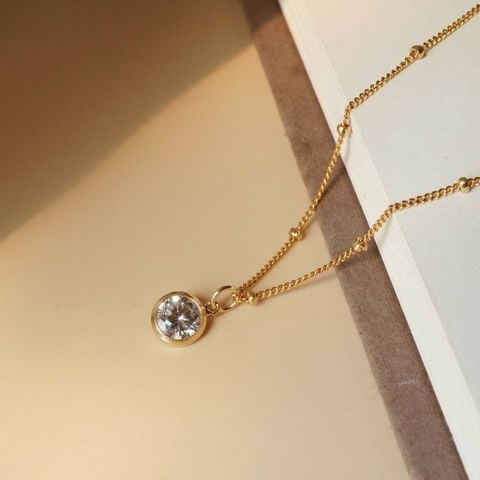 BOLD STONE SATELLITE NECKLACE