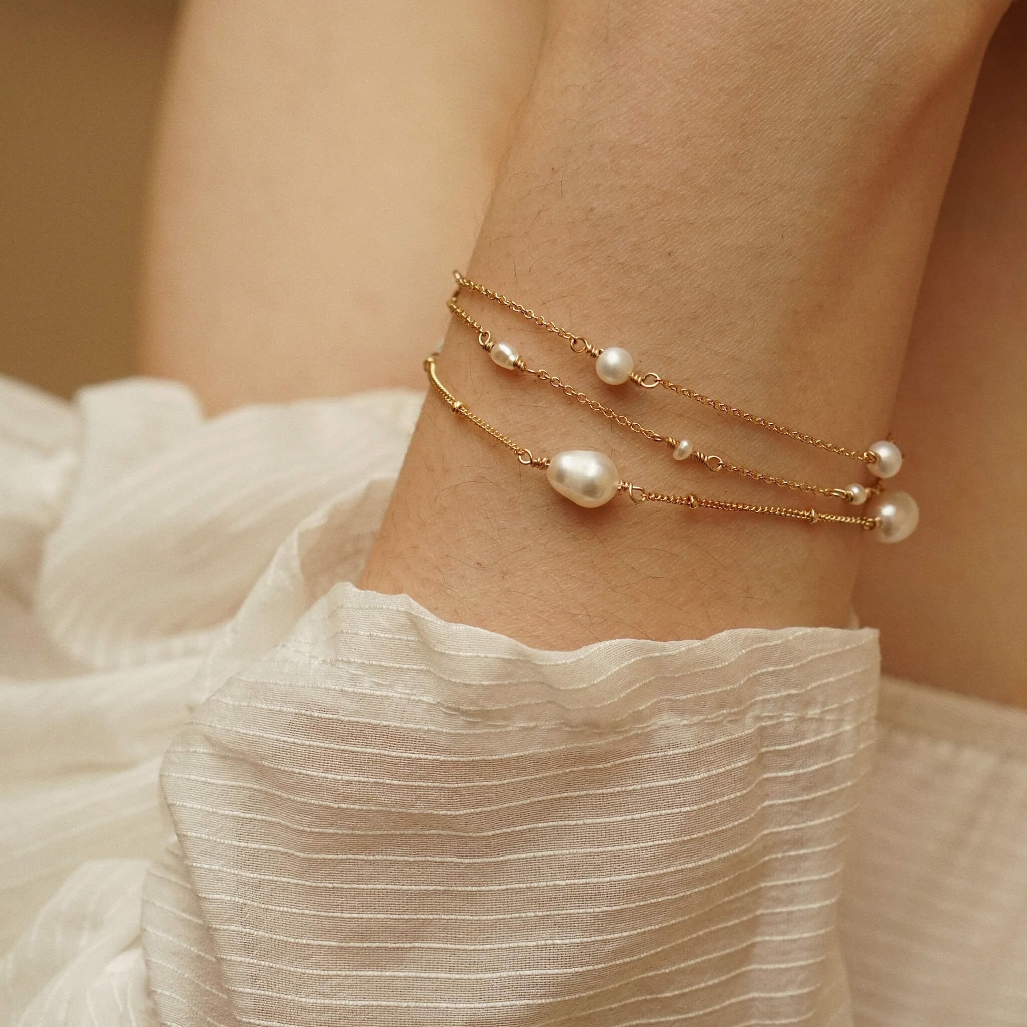  MIX PEARL STATION BRACELET 