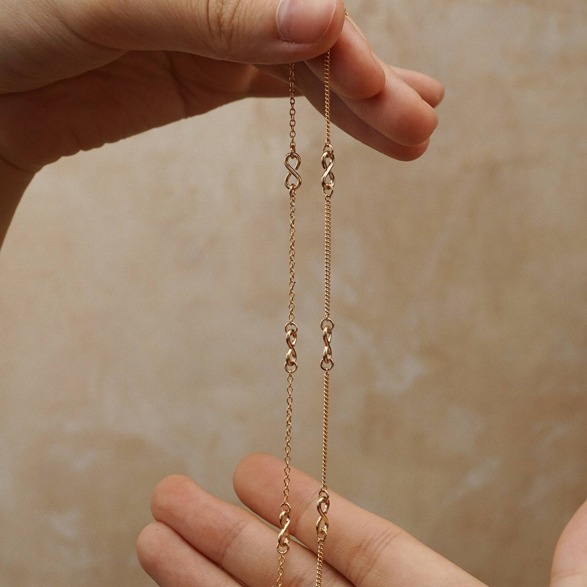  TRIPLE MINI INFINITY SILKY BRACELET 
