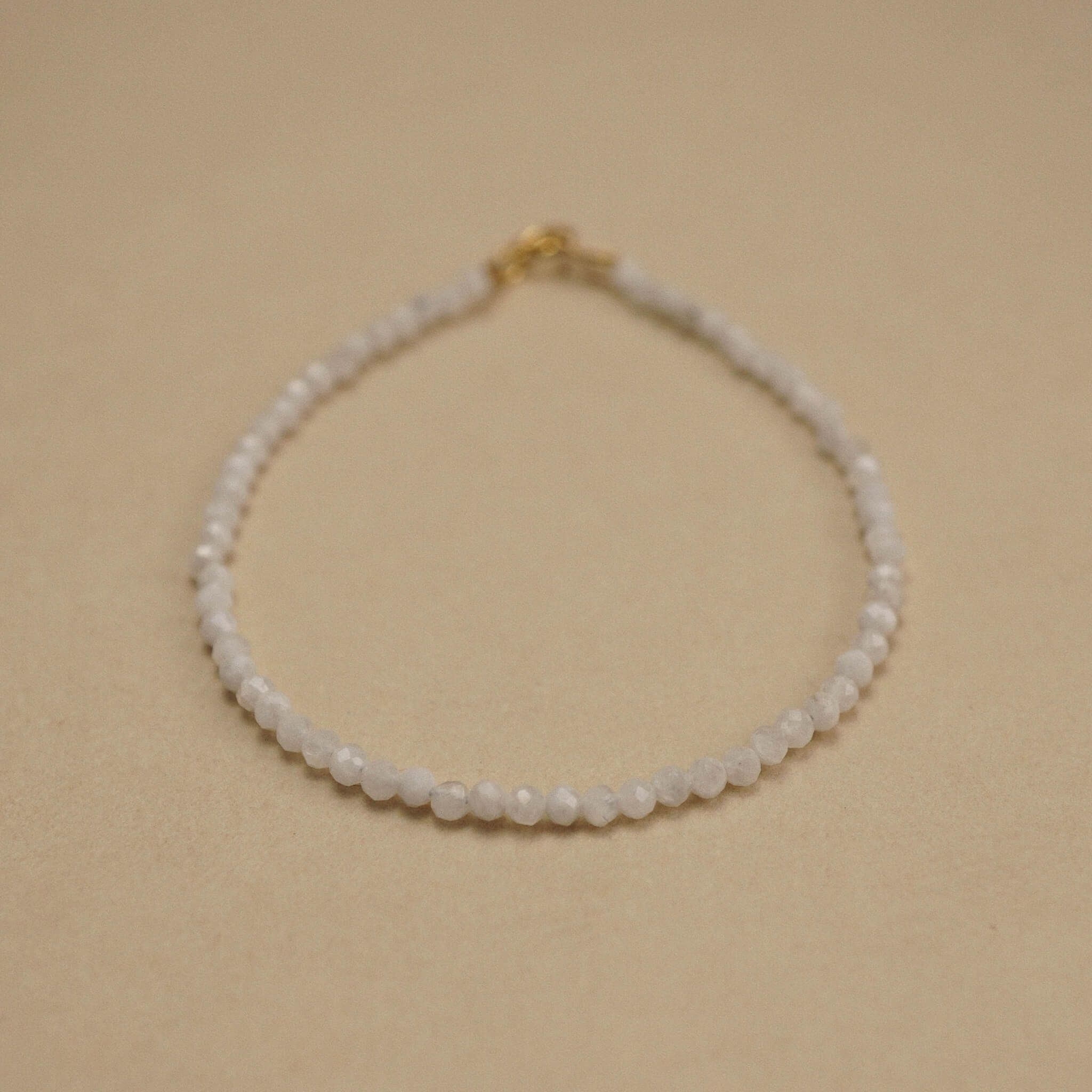  ROUND MOONSTONE BRACELET 