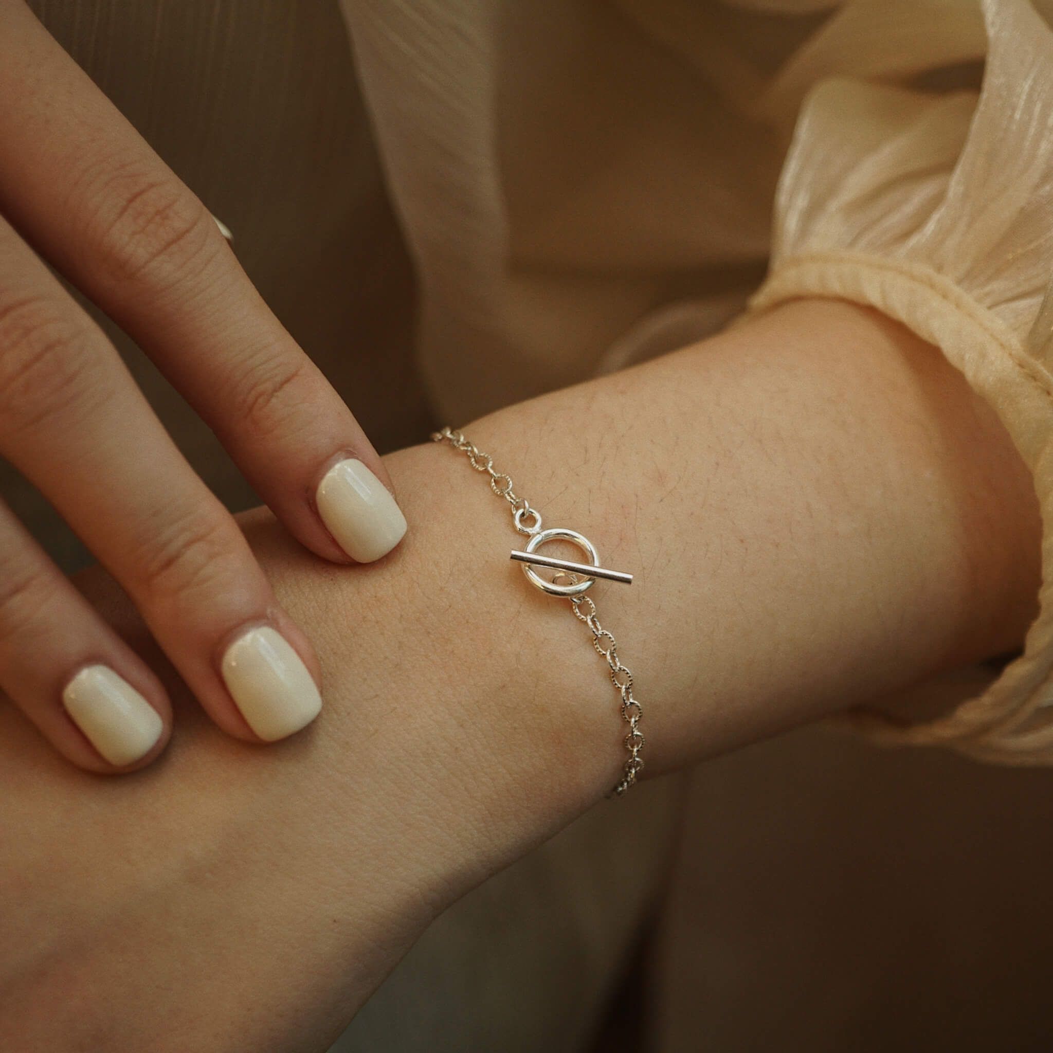  TOGGLE CLASP MINI OVAL CABLE BRACELET (S) 