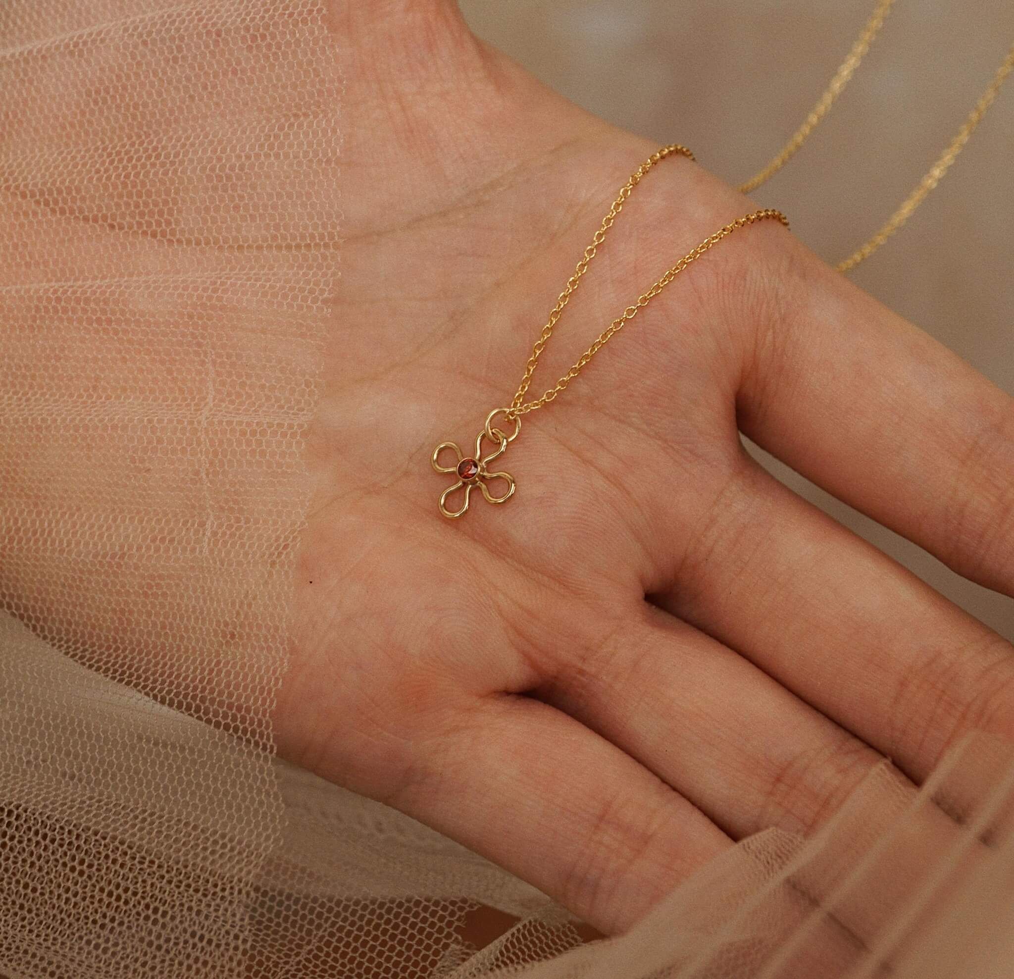  FLOWER NECKLACE 