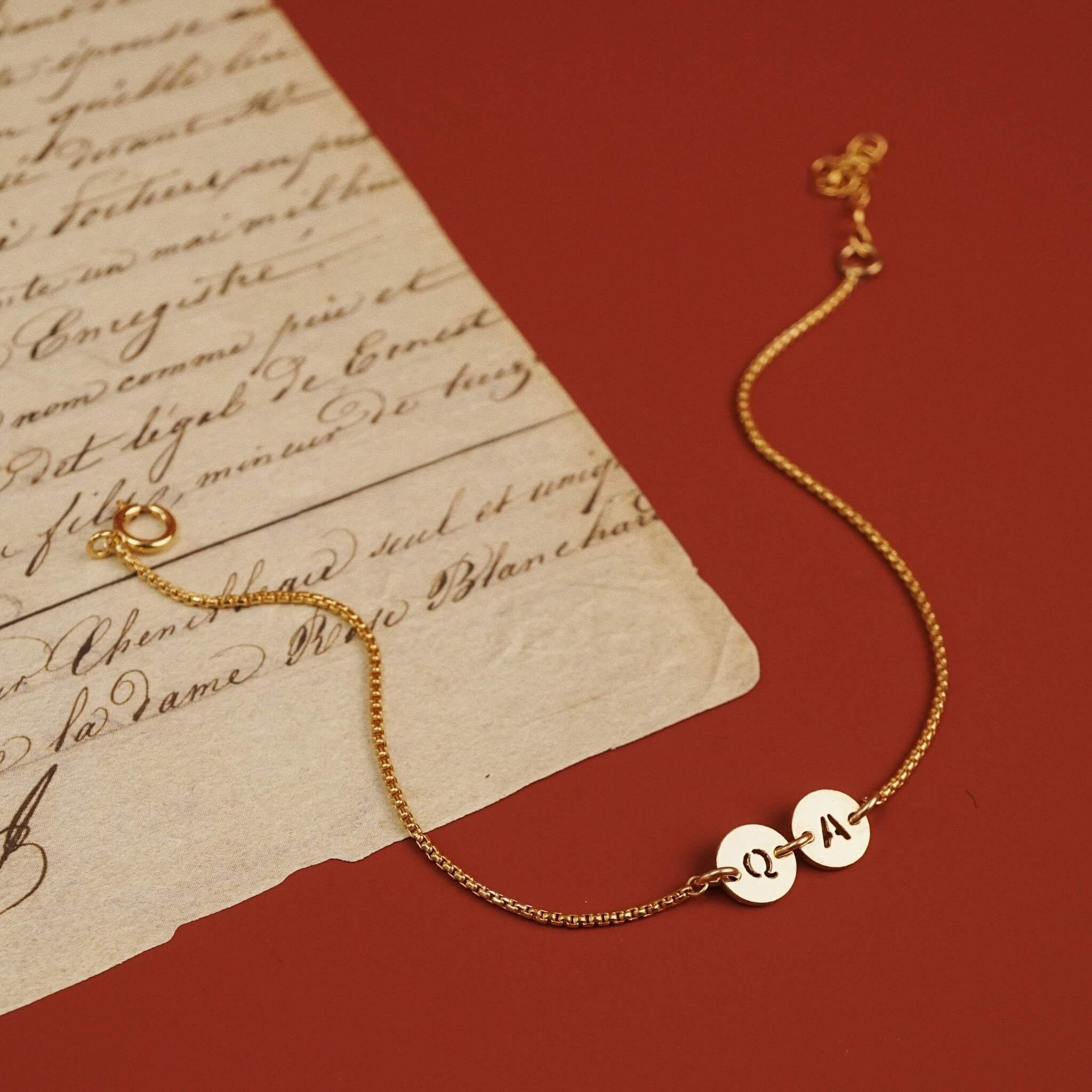  DOUBLE ROUND LETTER LINK MINI VENETIAN BOX BRACELET 