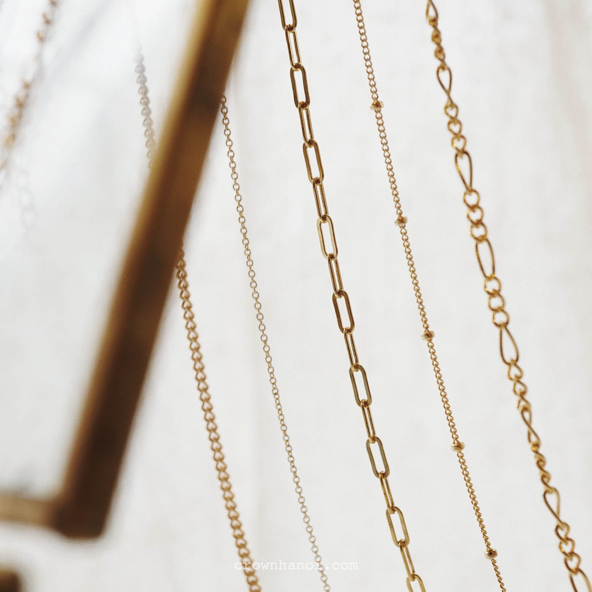  SATELLITE NECKLACE 