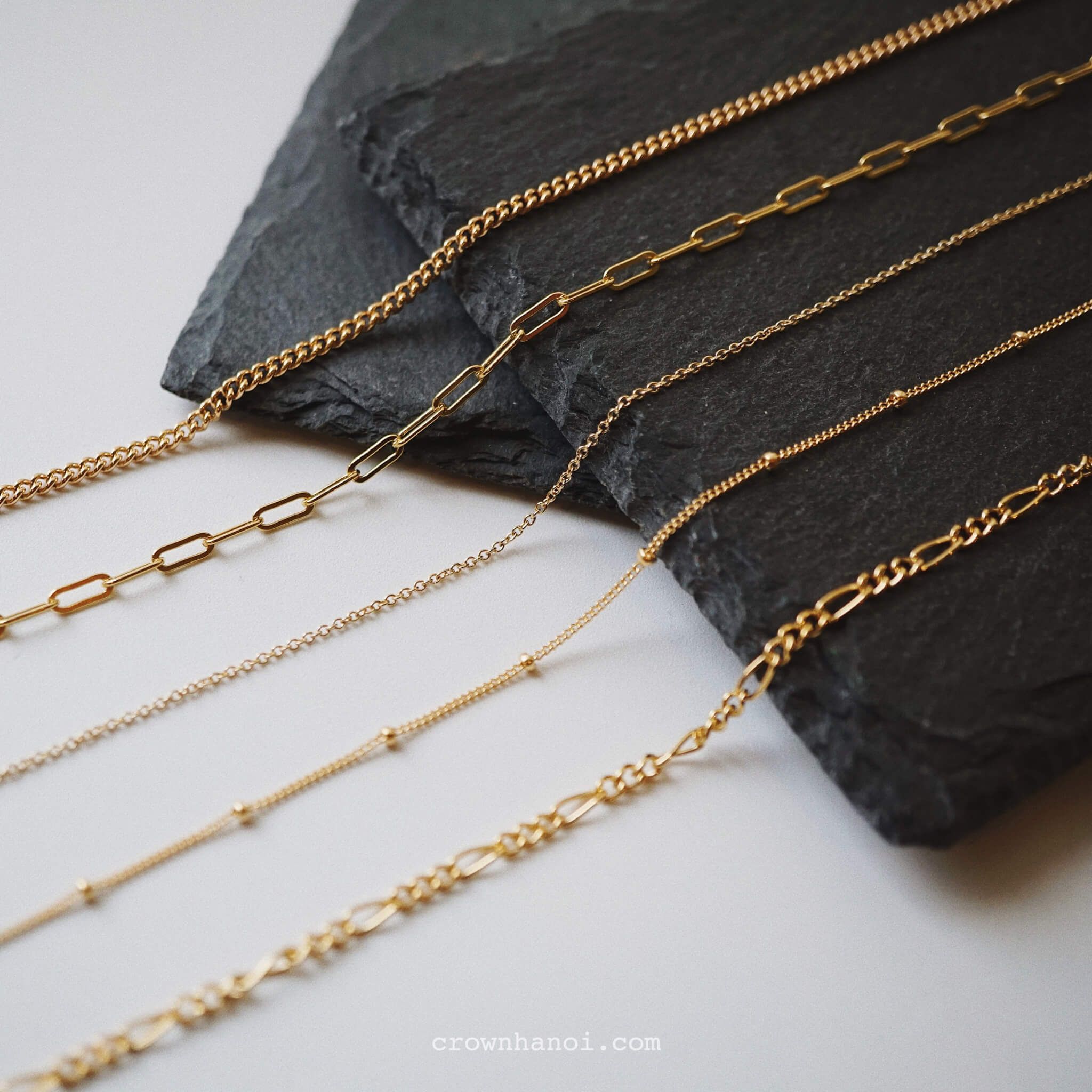  SATELLITE NECKLACE 