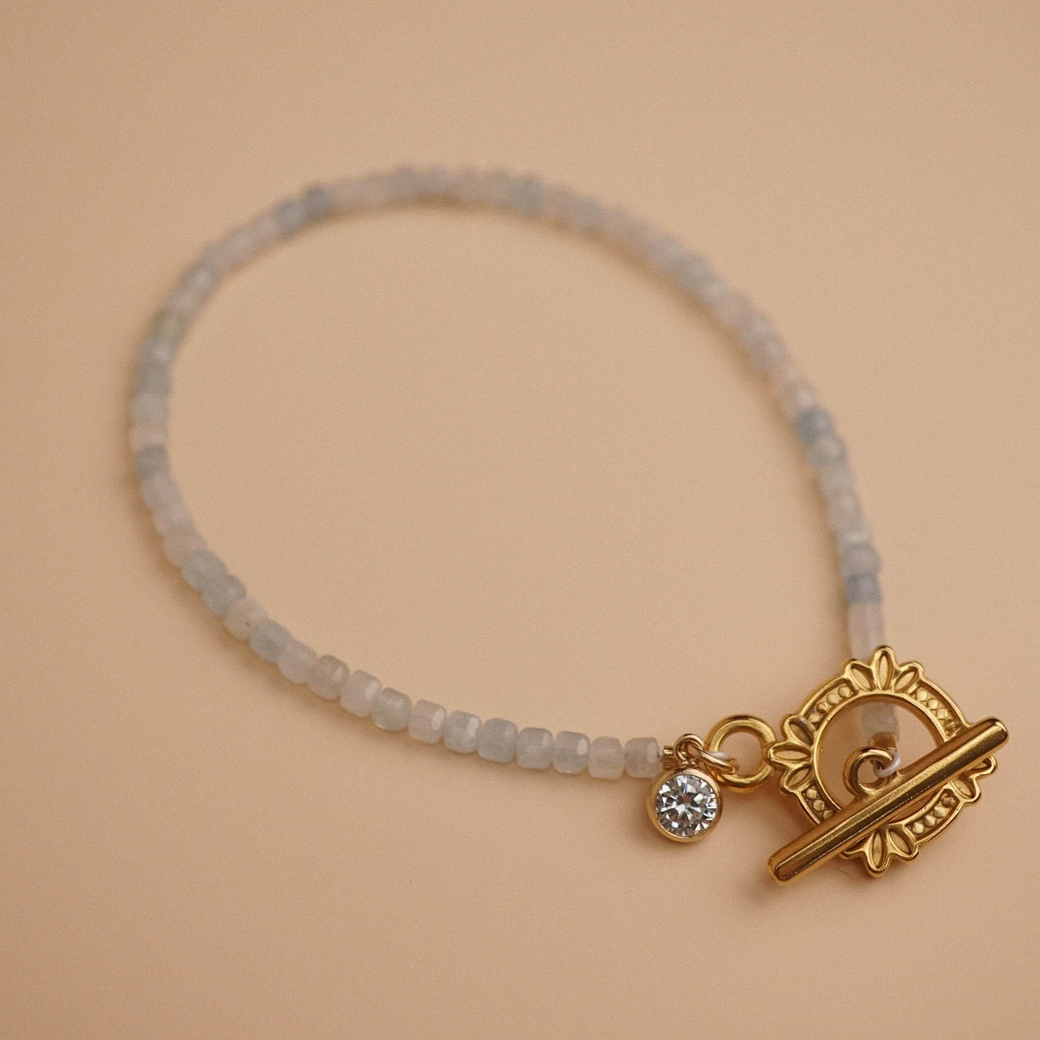  STONE - FRAME CLASP AQUAMARINE BRACELET 