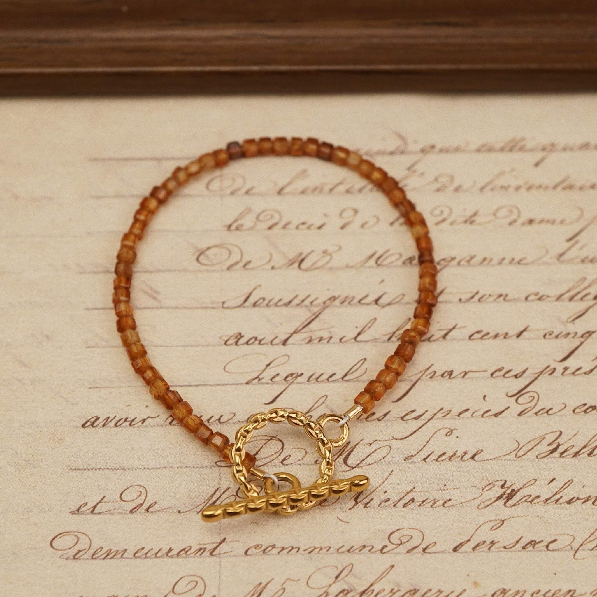  MINI HEART - CHAIN CLASP GARNET BRACELET 