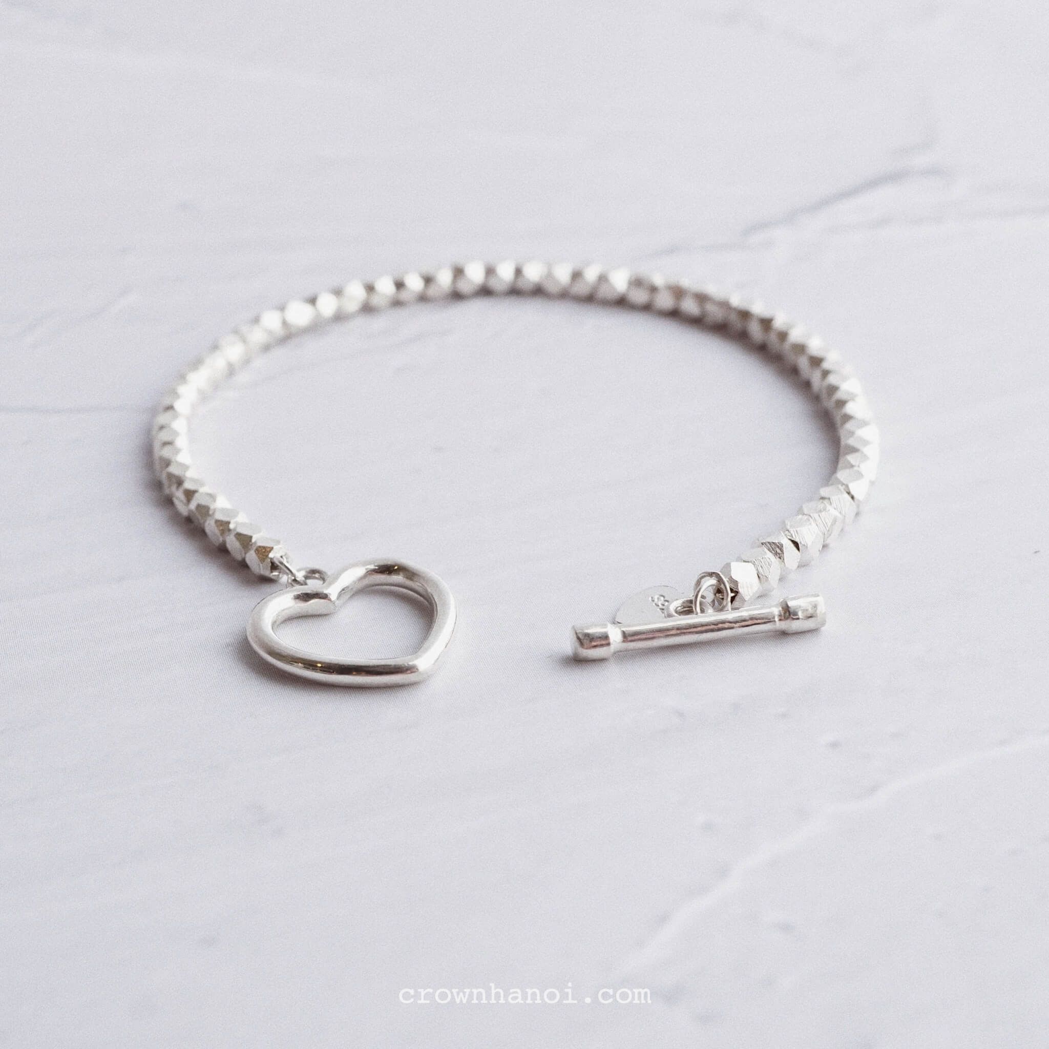  HEART FRAME CLASP SUNDANCE BRACELET (S) 