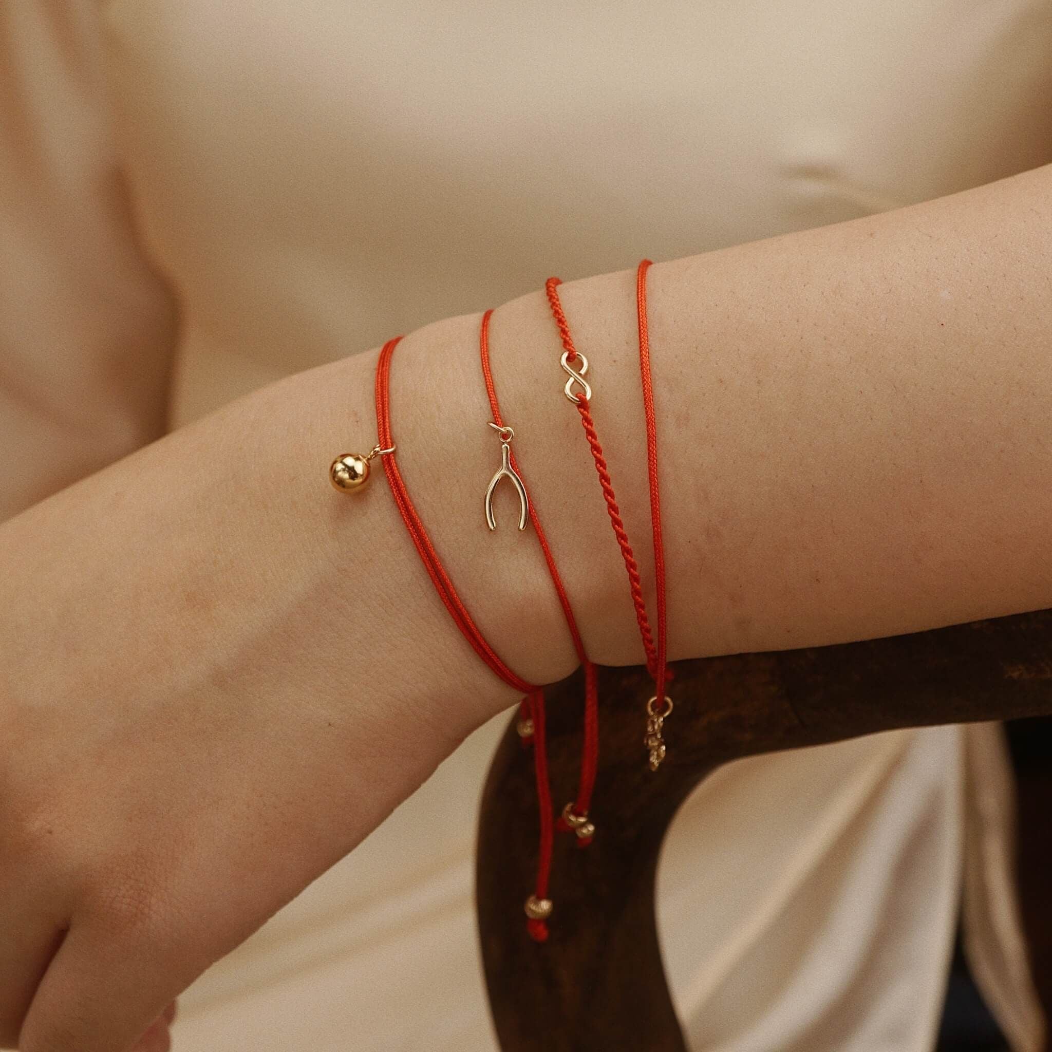  FLOWER - RED LUCKY STRING BRACELET 