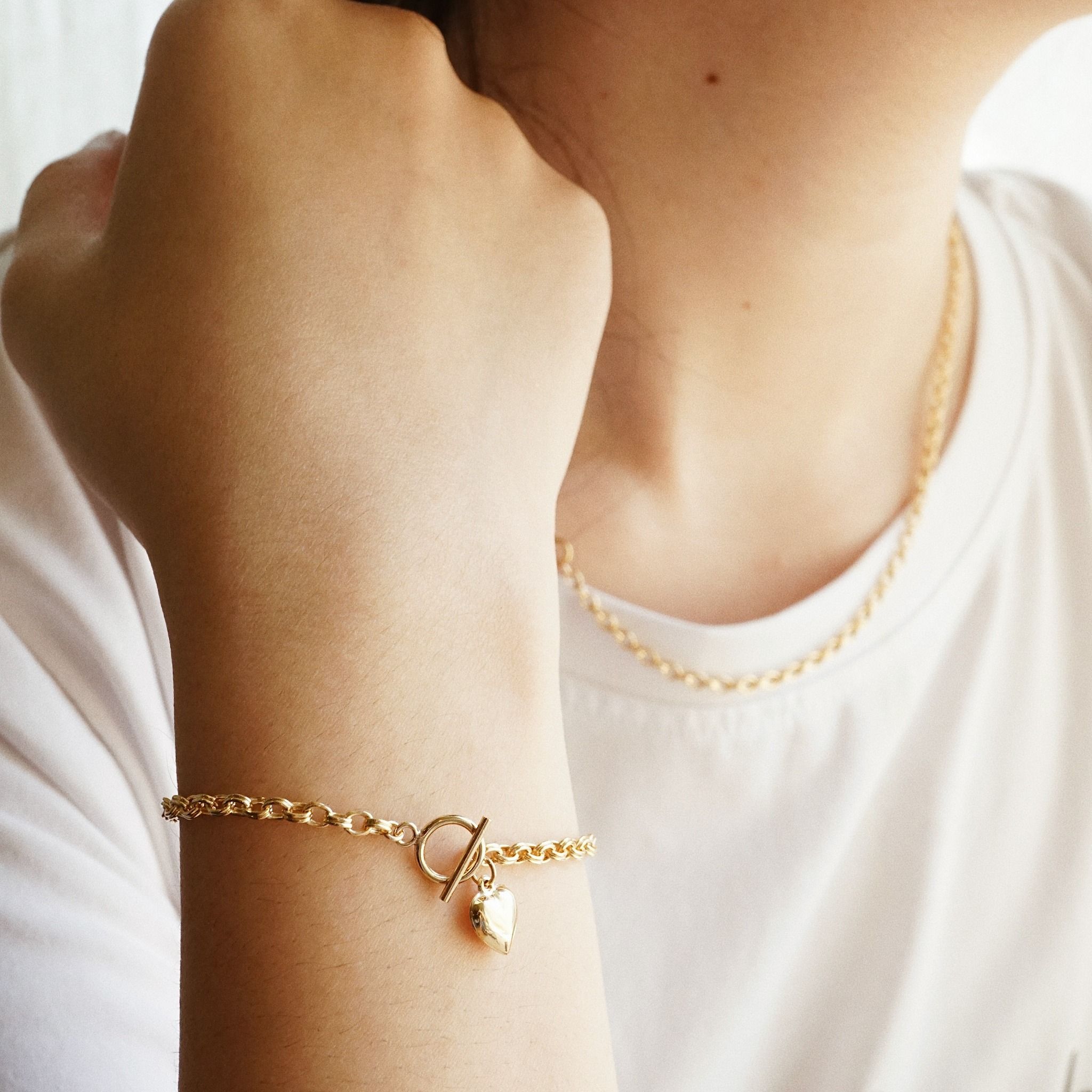  PUFF HEART - TOGGLE CLASP DOUBLE OVAL BRACELET 