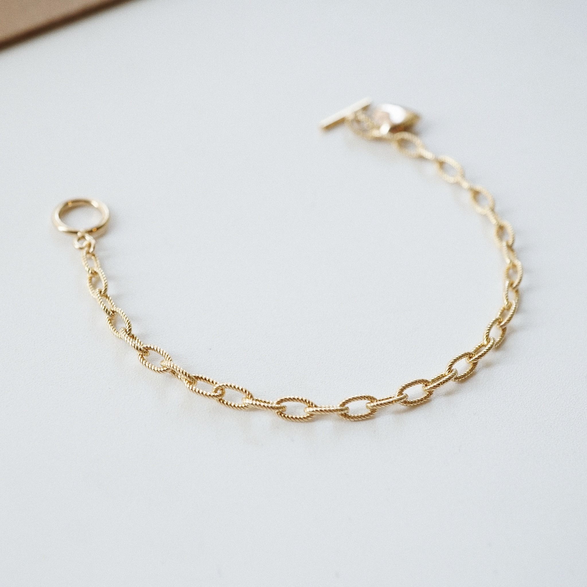  PUFF HEART - TOGGLE CLASP OVAL CABLE BRACELET 