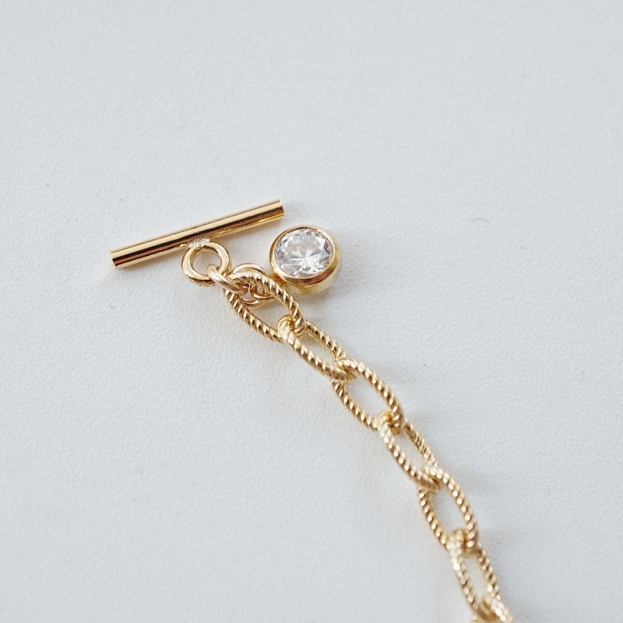  STONE - TOGGLE CLASP OVAL CABLE BRACELET 