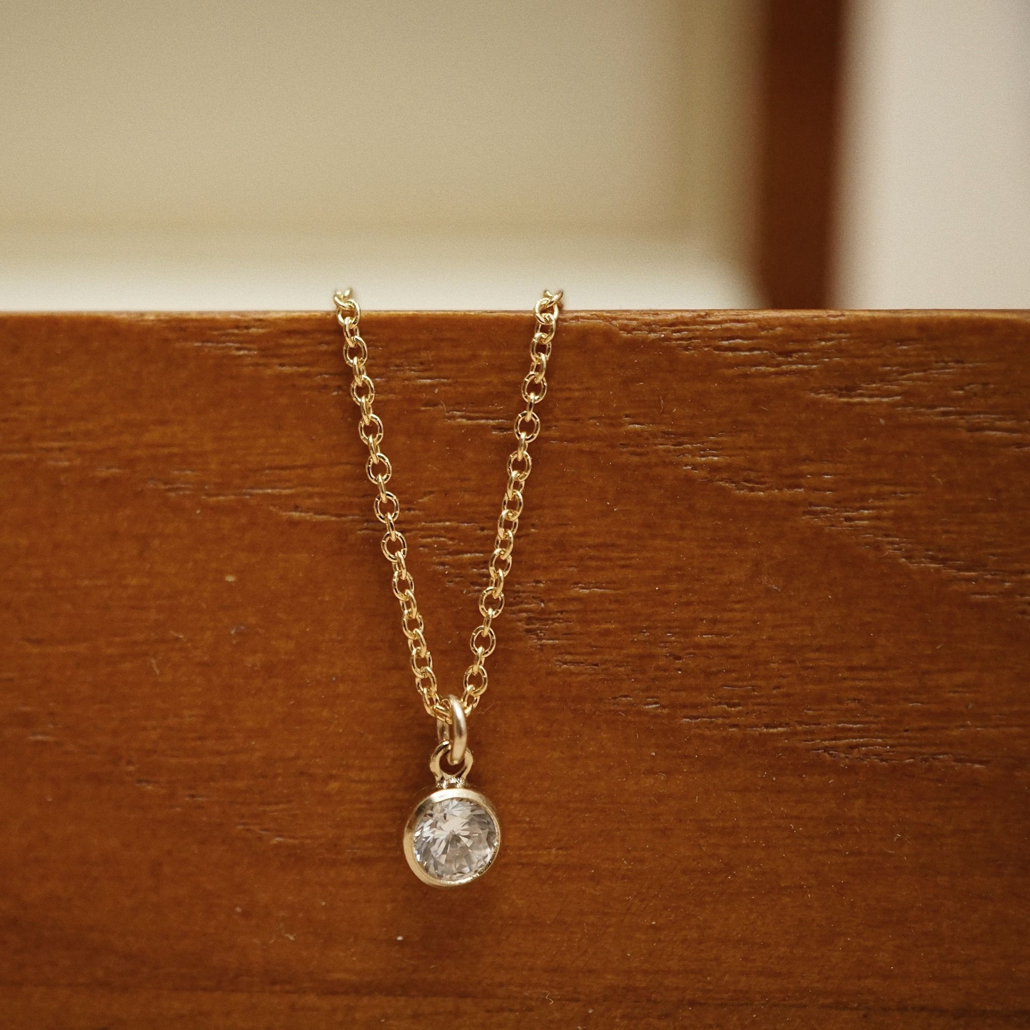  STONE NECKLACE 