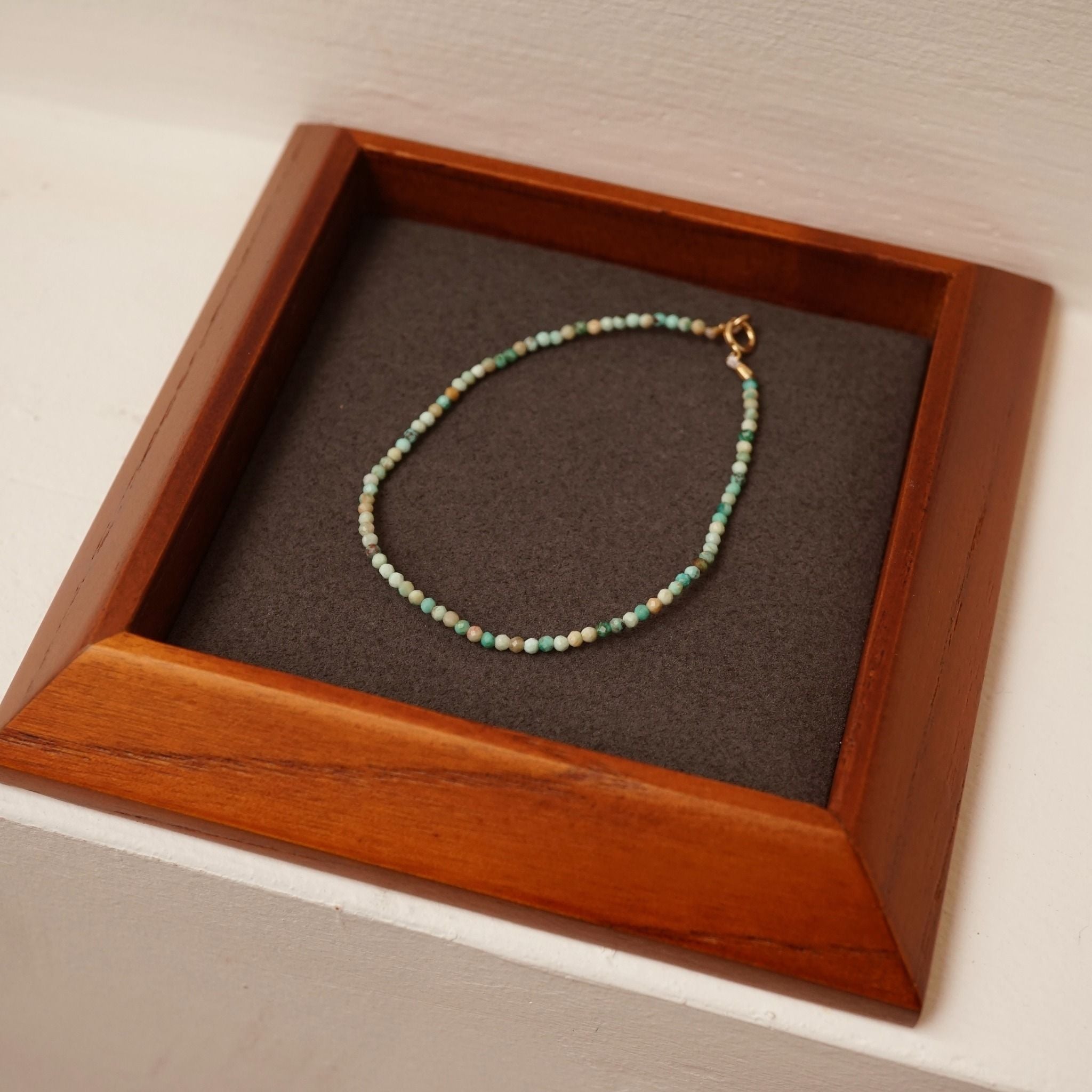  ROUND TURQUOISE STONE BRACELET 