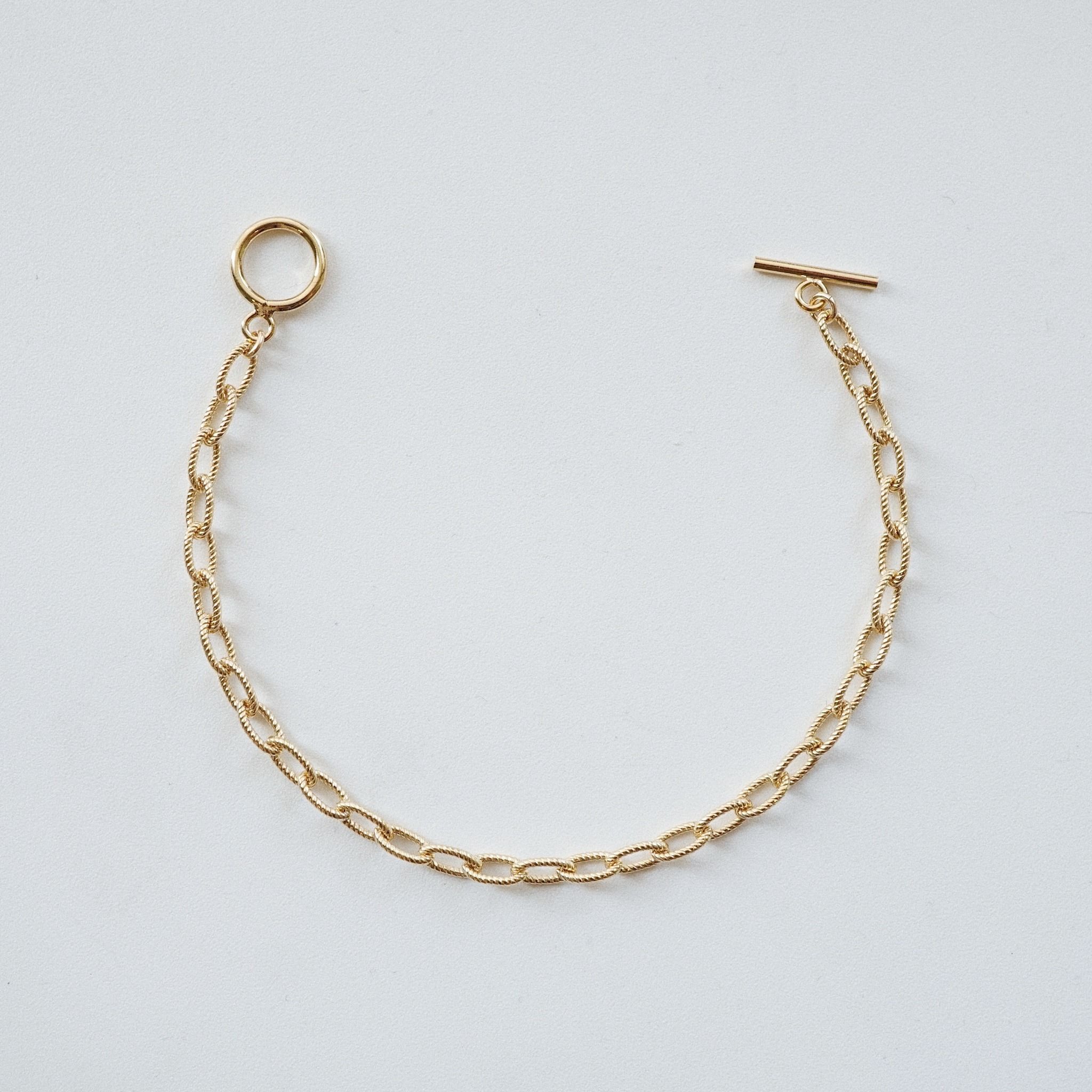  TOGGLE CLASP OVAL CABLE BRACELET 