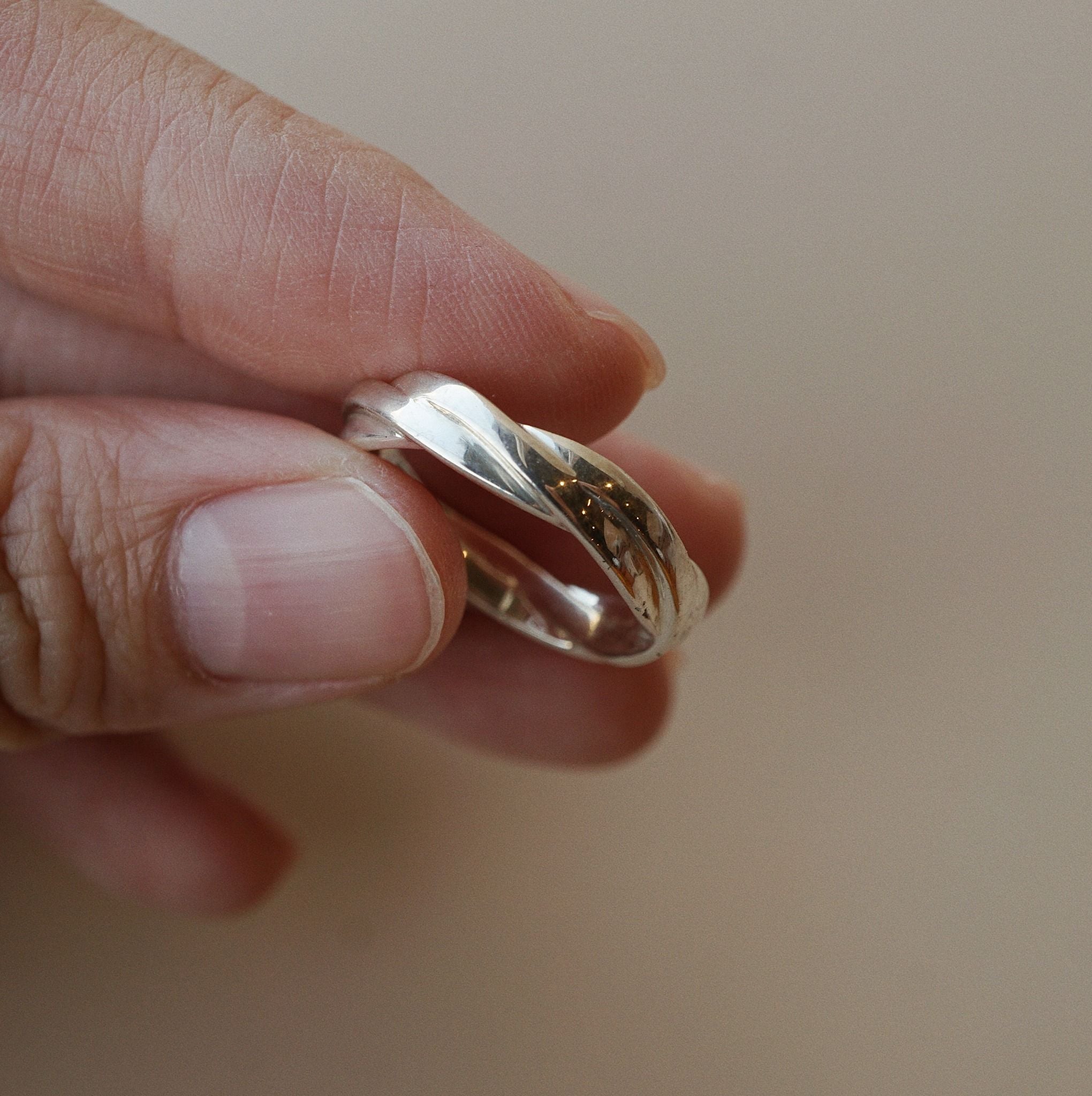  TWIST CABLE BAND RING (S) 