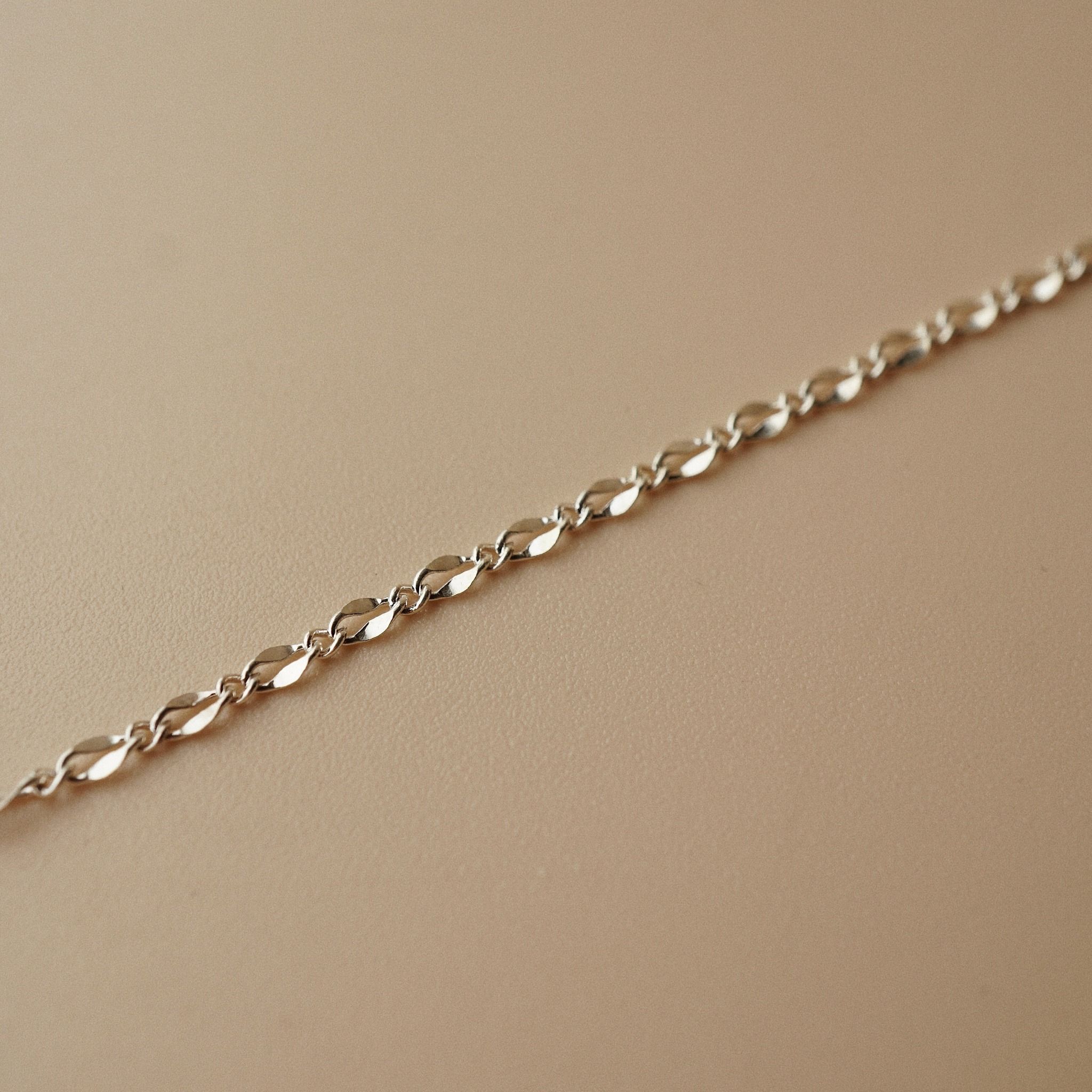  TWIST SERPENTINE CHAIN NECKLACE (S) 