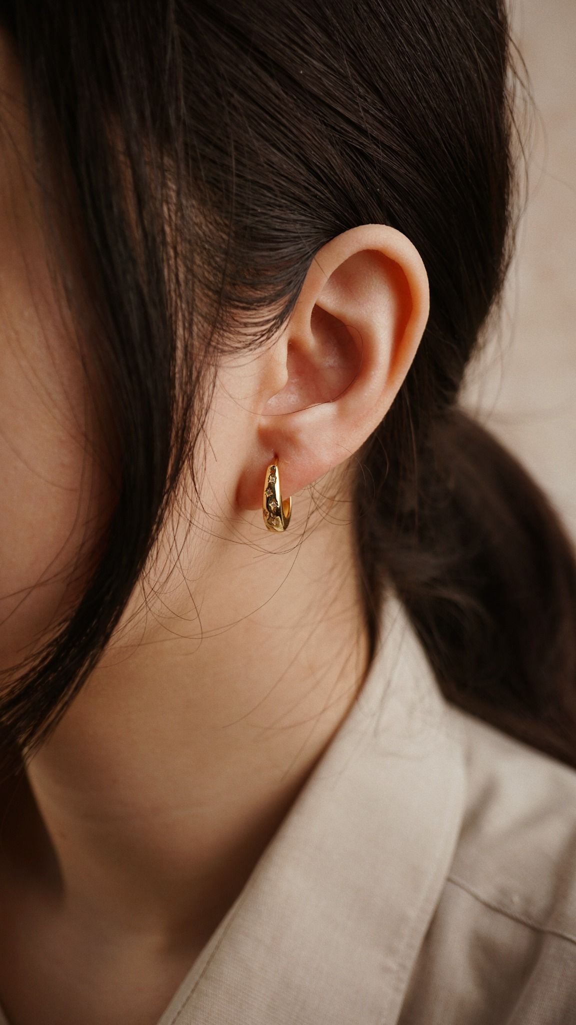  WAVY PEARL DROP EARRINGS 