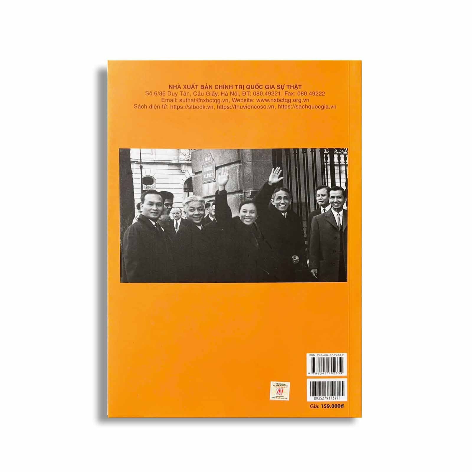 Gia Đình, Bạn Bè, Đất Nước (Bìa mềm)