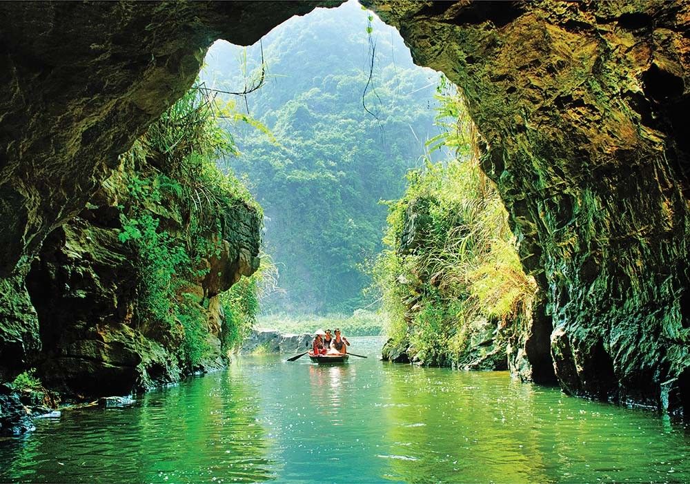 TAILOR-MADE TOUR: HA LONG - NINH BINH - HA NOI