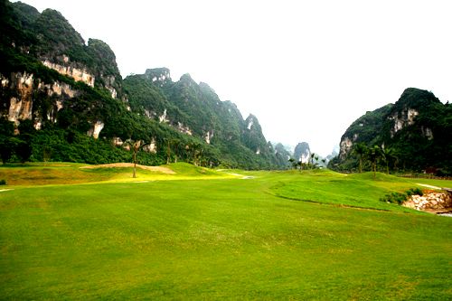 Phoenix Golf Resort