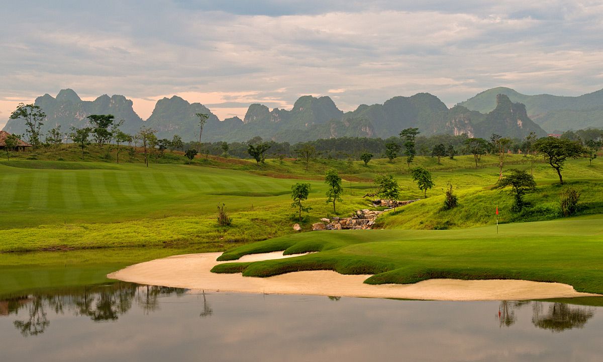 Sân Sky Lake Resort Golf Club - Hà Nội