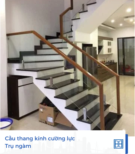 Cầu thang kính trụ ngàm