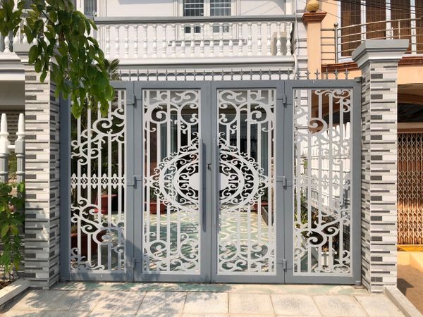 Cửa cổng rào - ZC4