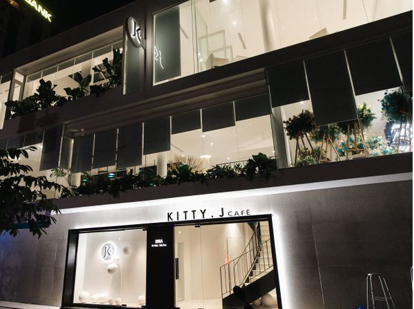 Kitty J.Cafe