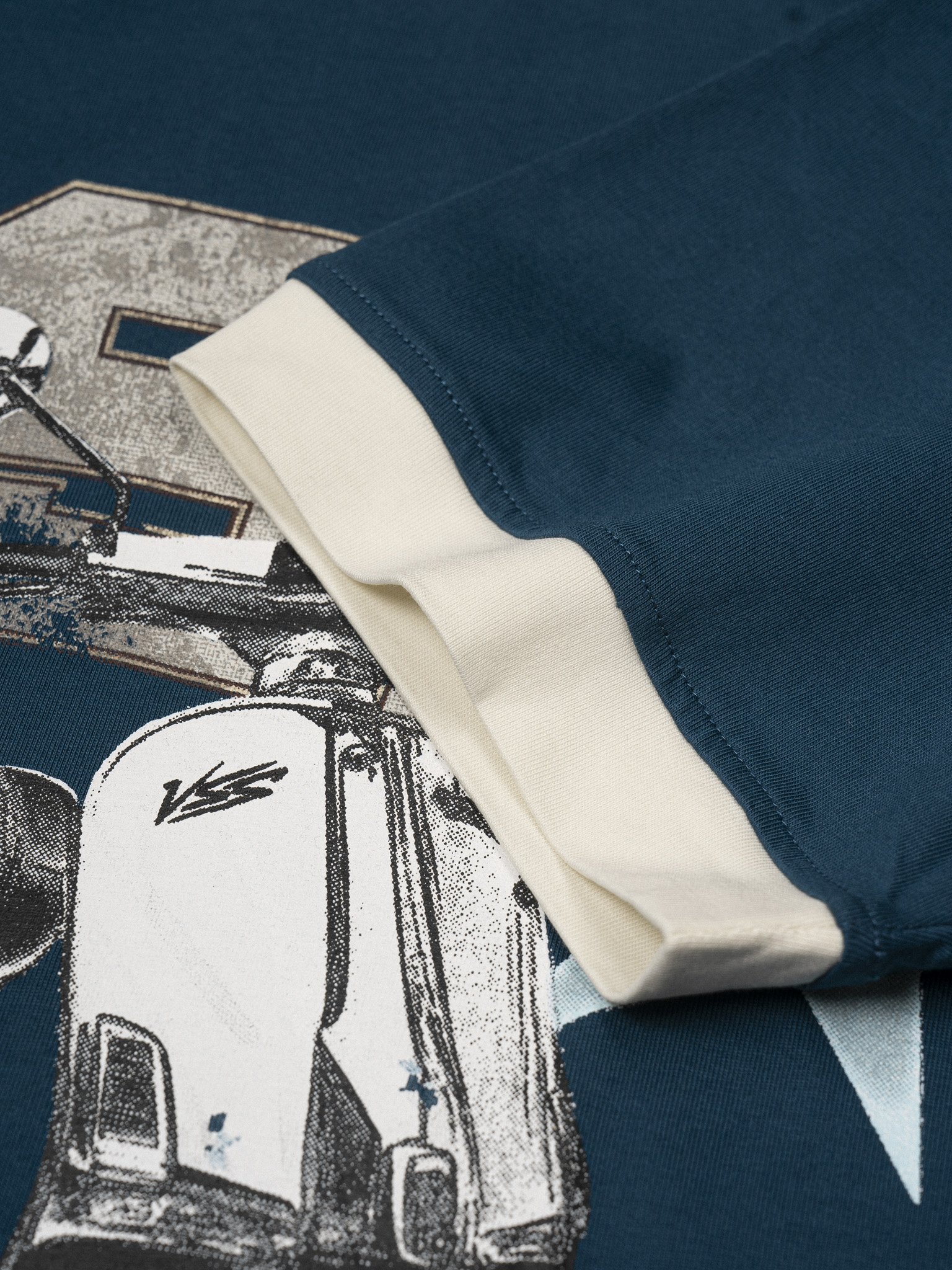  VINTAGE VESPA TEE (VAT06) 