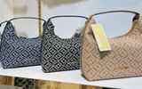  Túi Xách Michael Kors Ember Small Logo 22 cm Màu Nâu 