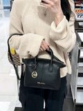  Túi Xách Michael Kors Hyde 24 cm Màu Đen 