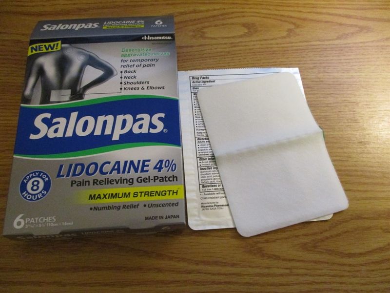  Miếng Dán Giảm Đau Salonpas Lidocain Hộp 15 miếng 