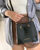  Túi Đeo Chéo Michael Kors Bucket Reed Cross Body 3 Màu 