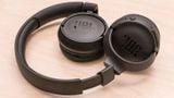  Tai nghe không dây JBL Tune 510BT Pure Bass Màu Đen 