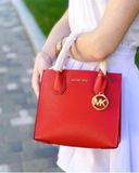  Túi Xách Tay Michael Kors Mercer Medium Leather Crossbody Bag Màu Đỏ Size 22cm 