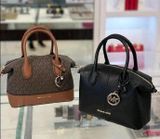  Túi Xách Michael Kors Hyde 24 cm Màu Đen 